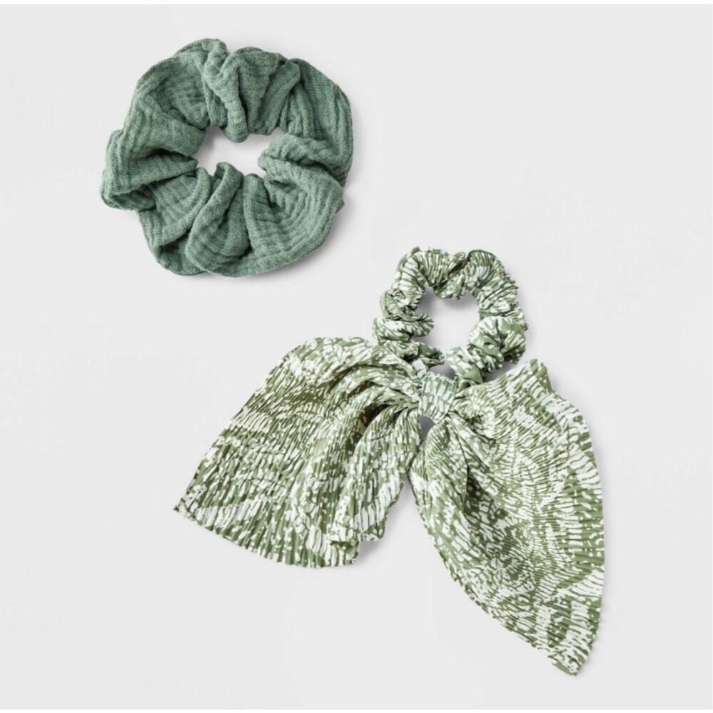 Universal Thread Green Crinkle Hair Scrunchie Twisters with Tail Set 2pc New